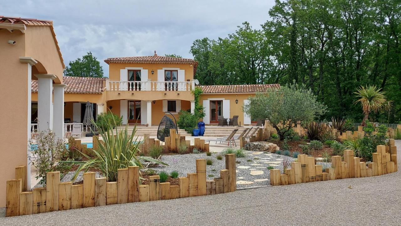 Le Mas Provencal Régusse Exterior foto